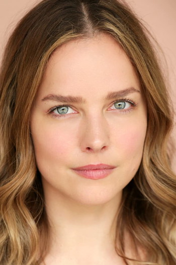 Photo of actress Allison Miller