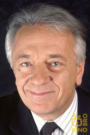 Photo of actor Jean-Pierre Cassel