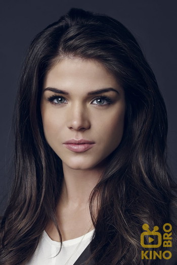 Photo of actress Marie Avgeropoulos