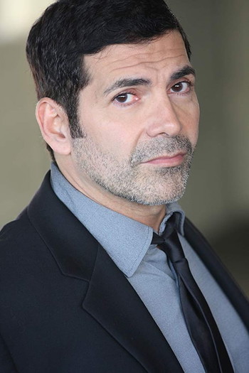 Photo of actor Johnny Ray Rodríguez