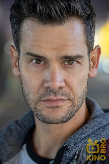 Photo of actor Matthew Tyler