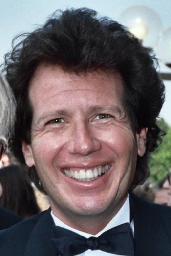 Photo of actor Garry Shandling