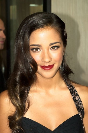 Photo of actress Seychelle Gabriel