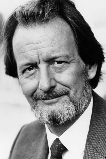 Photo of actor Ronald Pickup